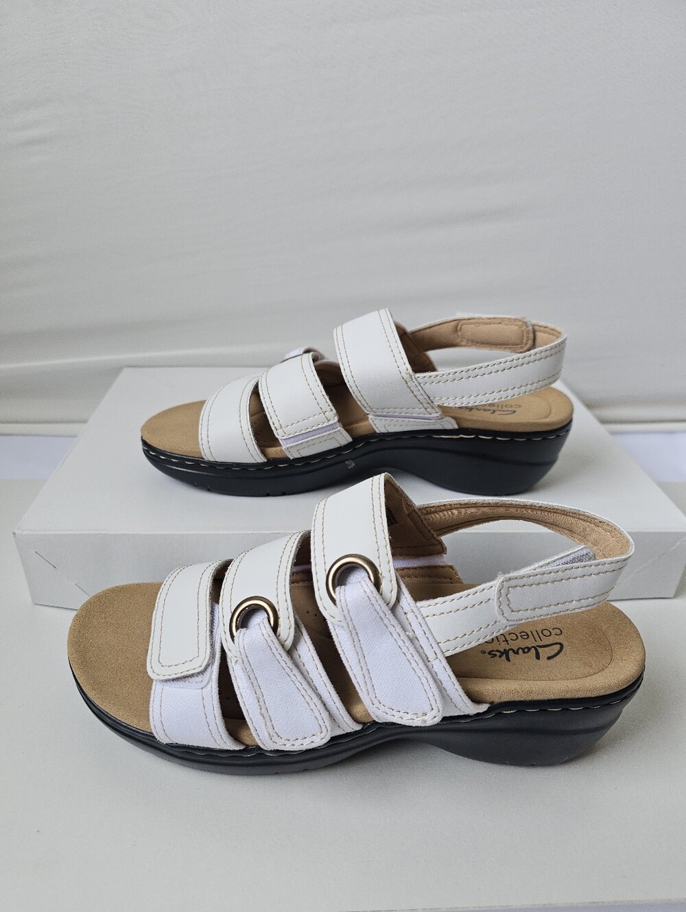 NWOT Clarks Collection White Strappy Wedge Sandals Size 6.5 - Picture 5 of 16